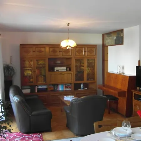 Ida, 100 M From The Pjescana Uvala