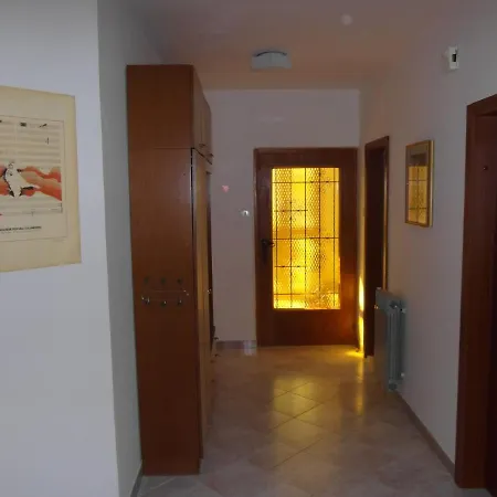 Ida, 100 M From The Apartman Pjescana Uvala