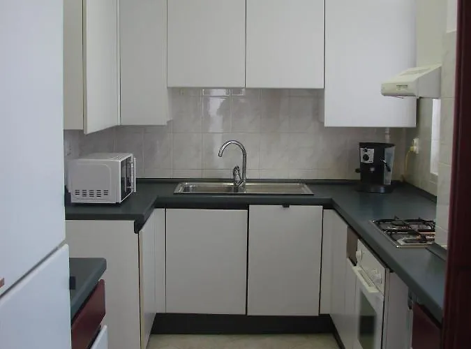 Apartment Ida, 100 M From The *