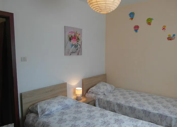 Apartment Ida, 100 M From The