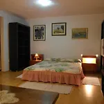 Ida, 100 M From The